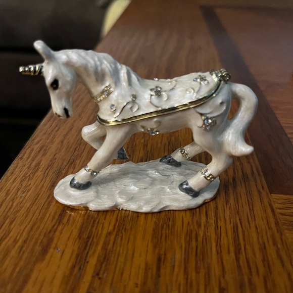 Jewelry - Unicorn jewelry holder